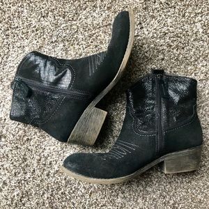 Naya Sandy Black Boot